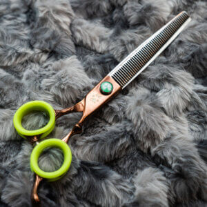 Dog Grooming shear Woodsman Thinner GroomBox