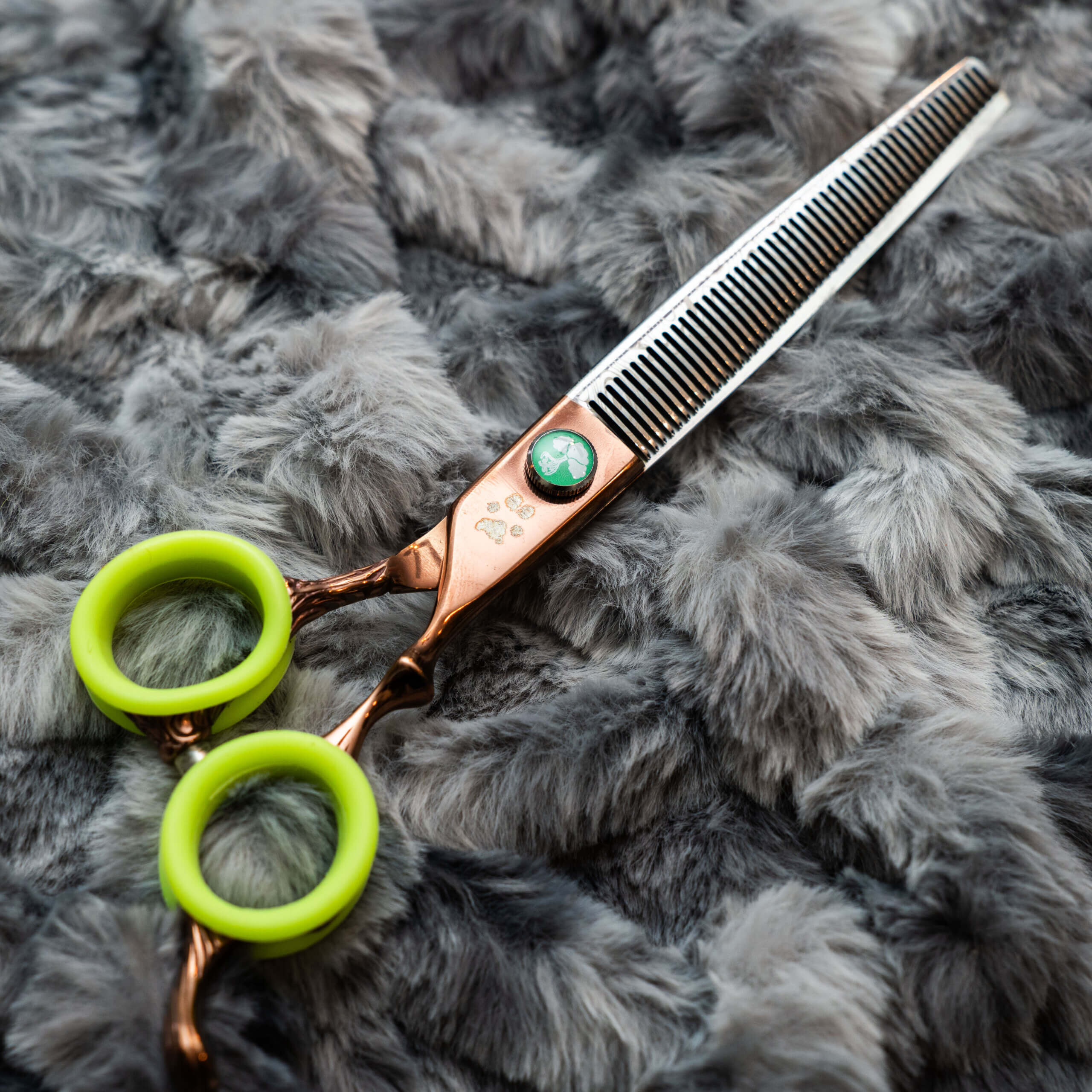Dog Grooming shear Woodsman Thinner GroomBox