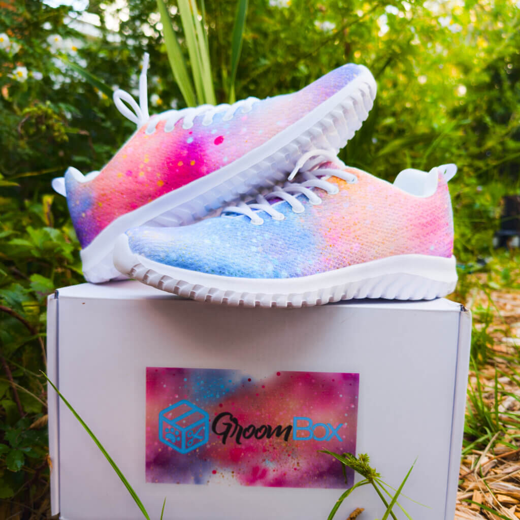 dog grooming supplies through GroomBox, a subscription box for dog groomers who practice dog grooming