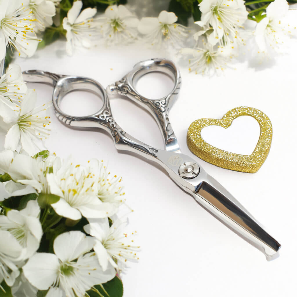 GroomBox dog grooming scissors for dog groomers subscription box